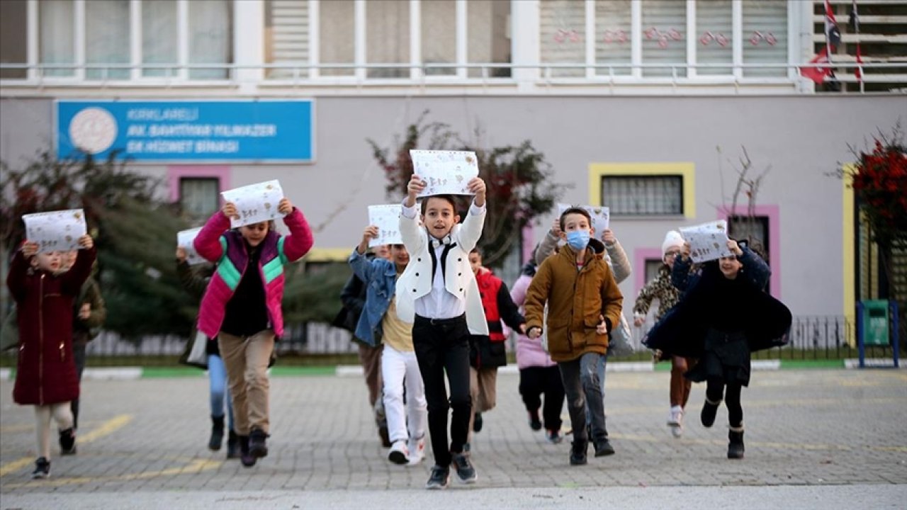 Trakya'daki Okullarda Karne Töreni Gerçekleştirildi