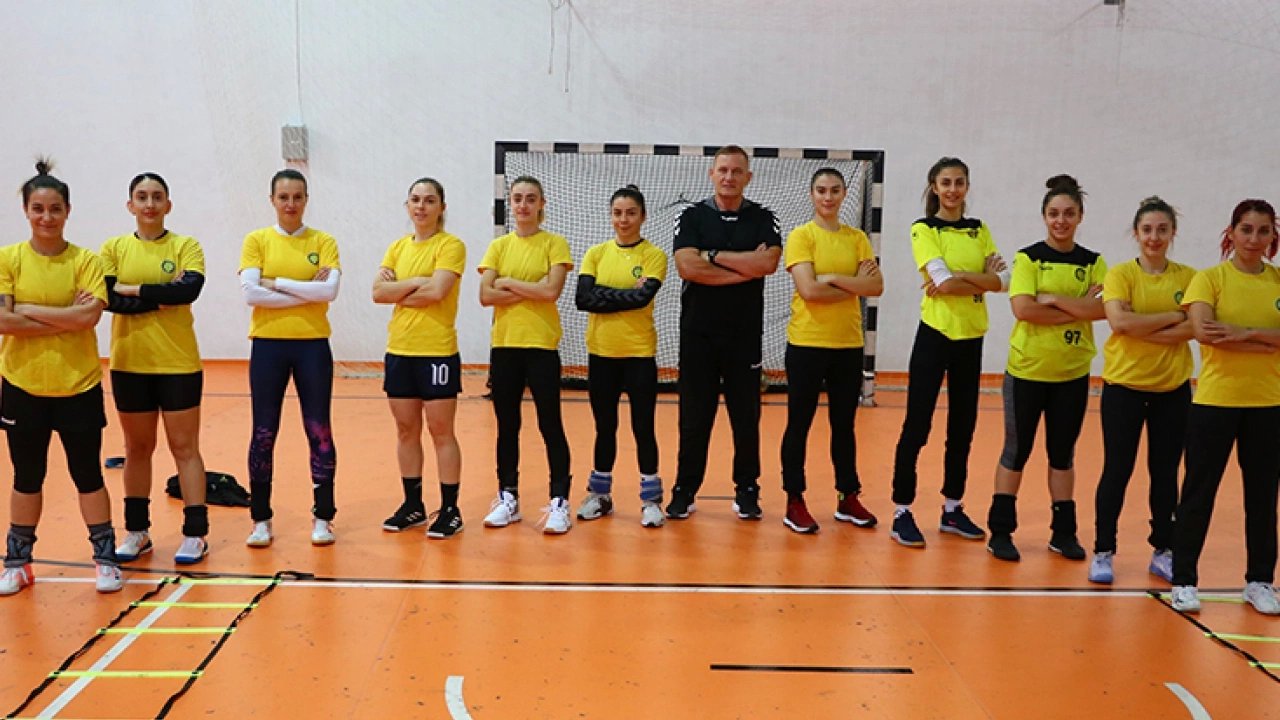 Tekirdağ Süleymanpaşa Kadın Hentbol Takımına 3 Oyuncu Katıldı