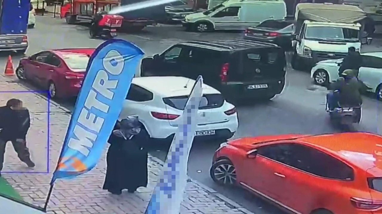 Motosikletteki Şahsın Silahla Ateş Açtığı 2 Kişi Yaralandı