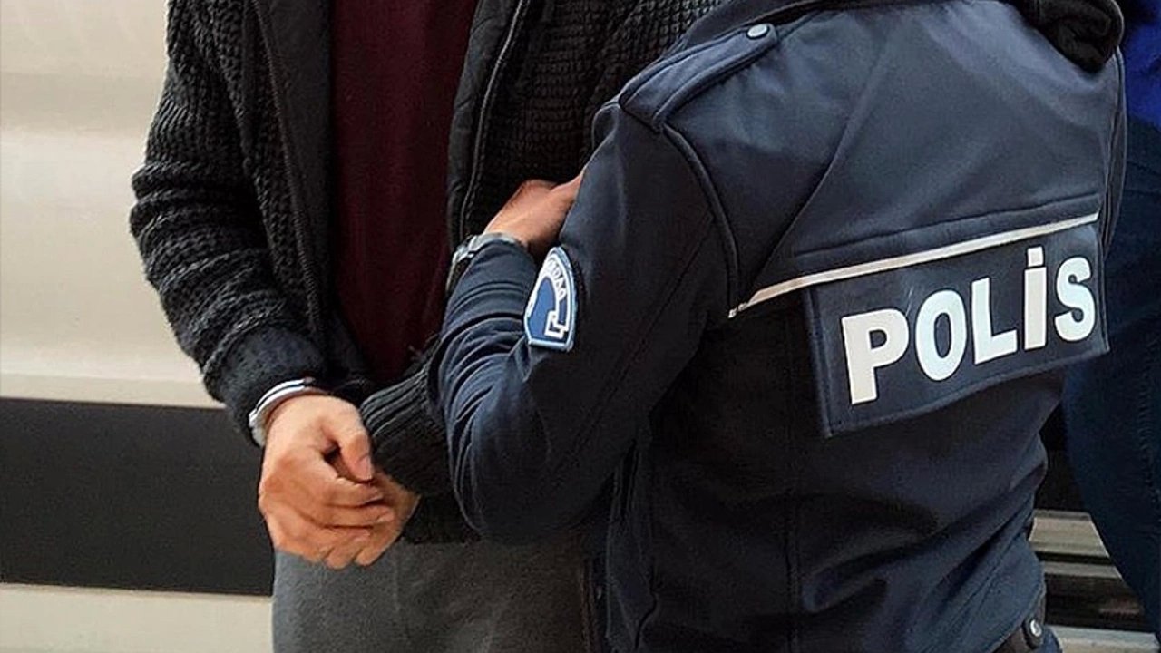 Tekirdağ'da Yoldan Geçen Sürücüleri Av Tüfeğiyle Tehdit Eden Kişi Yakalandı