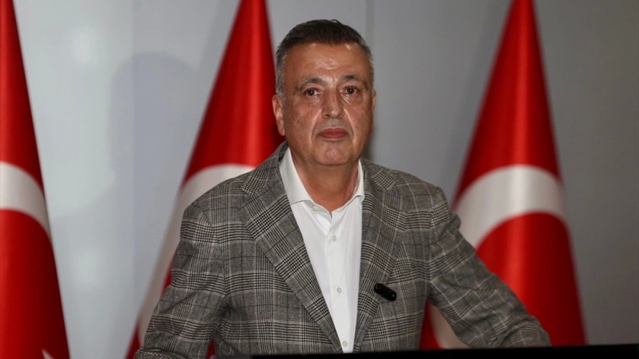 Ataşehir Belediye Başkanı İlgezdi CHP'den Neden İstifa Etti?