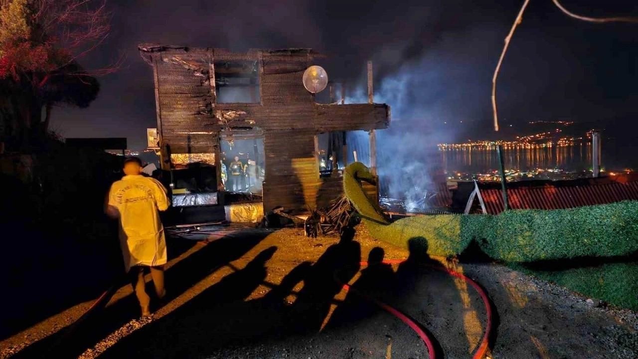 Bungalovda Çıkan Yangında 1 Kişi Yaşamını Yitirdi