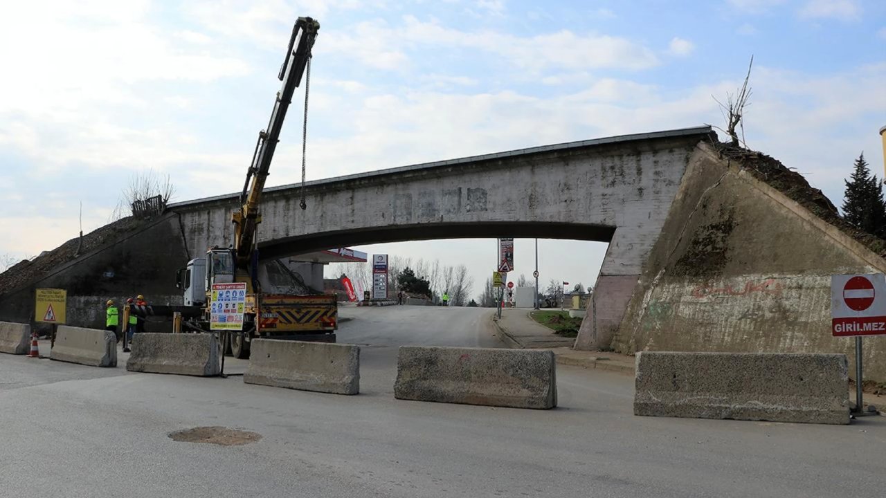 Tunca Köprüsü Hızlı Tren Çalışmaları Sebebiyle Trafiğe Kapatılacak