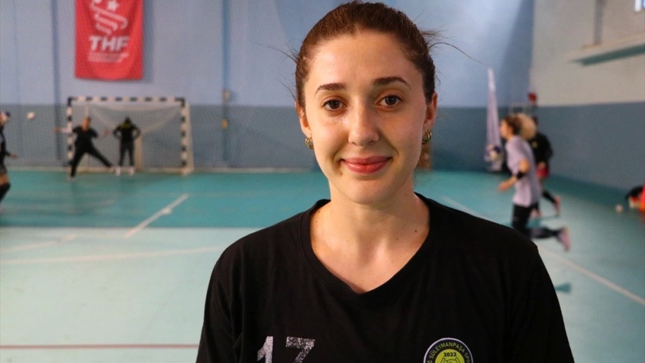 Tekirdağ Süleymanpaşa Kadın Hentbol Takımı Çıkış Yakalamak İstiyor
