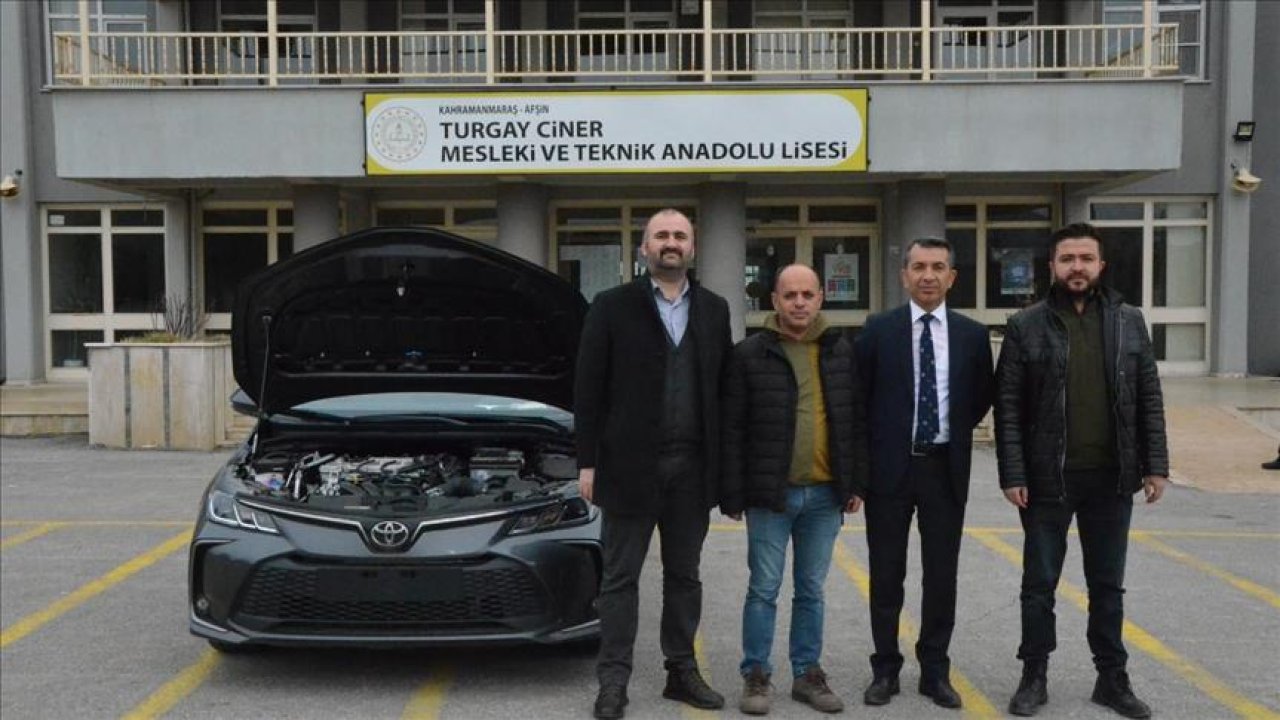 Toyota Bir Okula Otomobil Hibe Etti