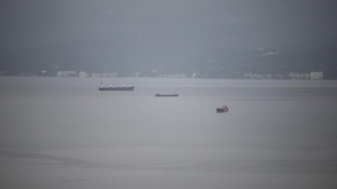 Marmara Denizi'ndeki Kayıp Gemicileri Arama Çalışmaları Sürüyor