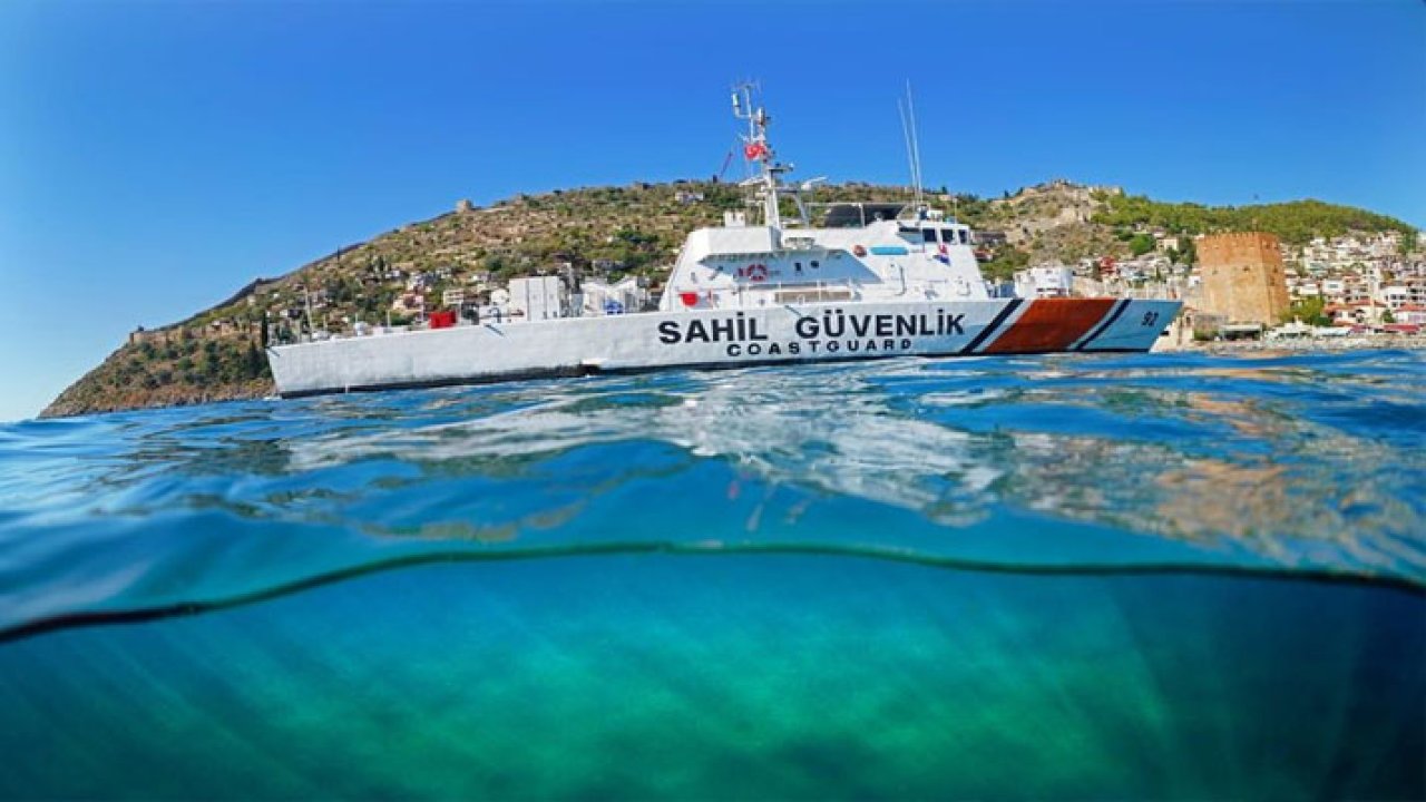 Tekirdağ'da TCSG-32 Sahil Güvenlik Botu Ziyaret Ediliyor