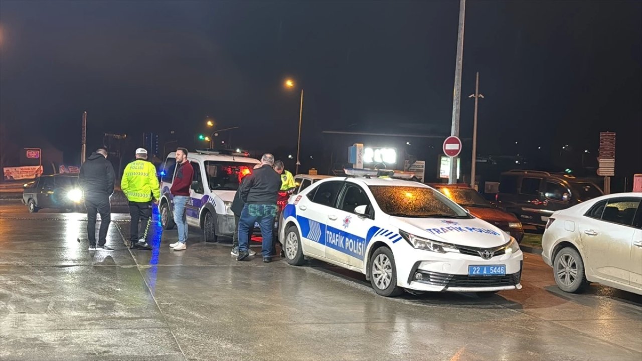 Edirne'de Kaçan Cipin Sürücüsü Kovalamaca Sonucu Yakalandı