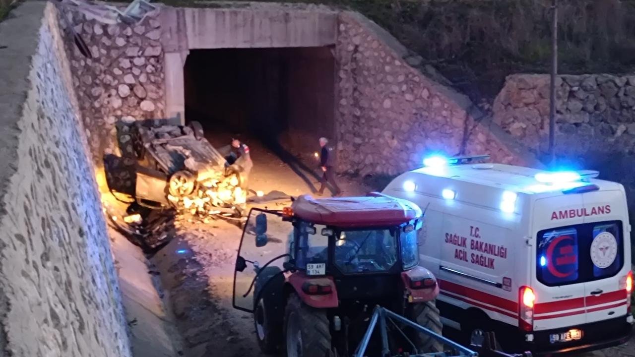 Tekirdağ'da Ciple Otomobilin Çarpıştığı Kazada 7 Kişi Yaralandı
