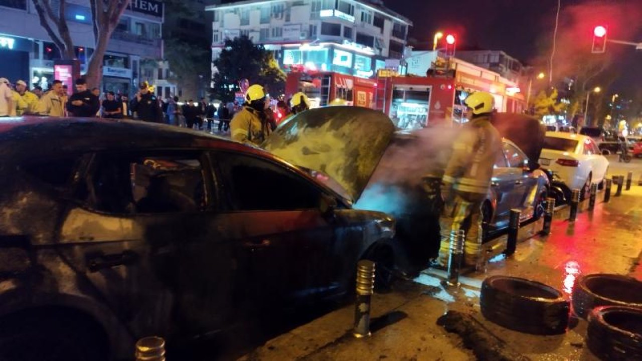 Park Halindeki Otomobilde Çıkan Yangın Söndürüldü