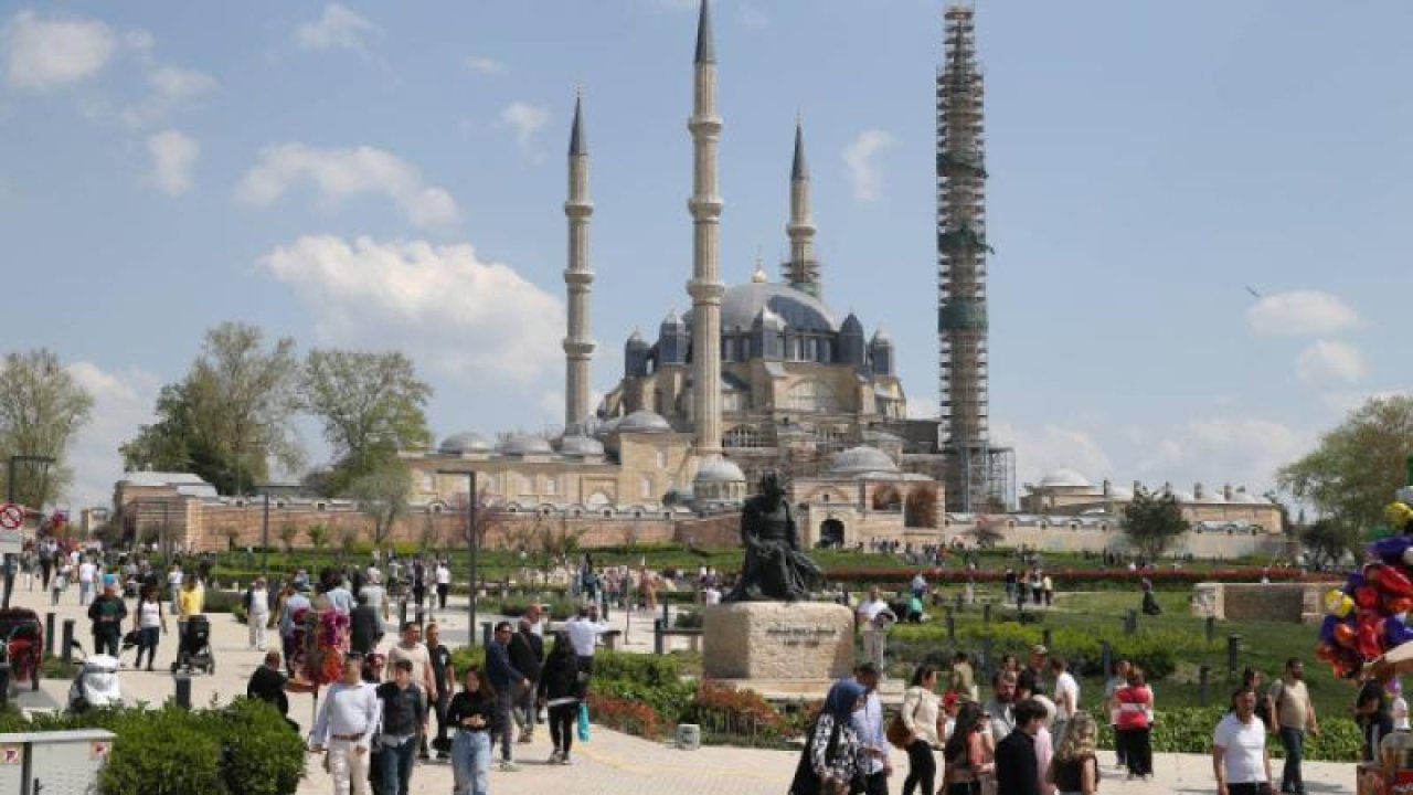 Edirne'de Bayram Tatili Yoğunluğu Yaşandı