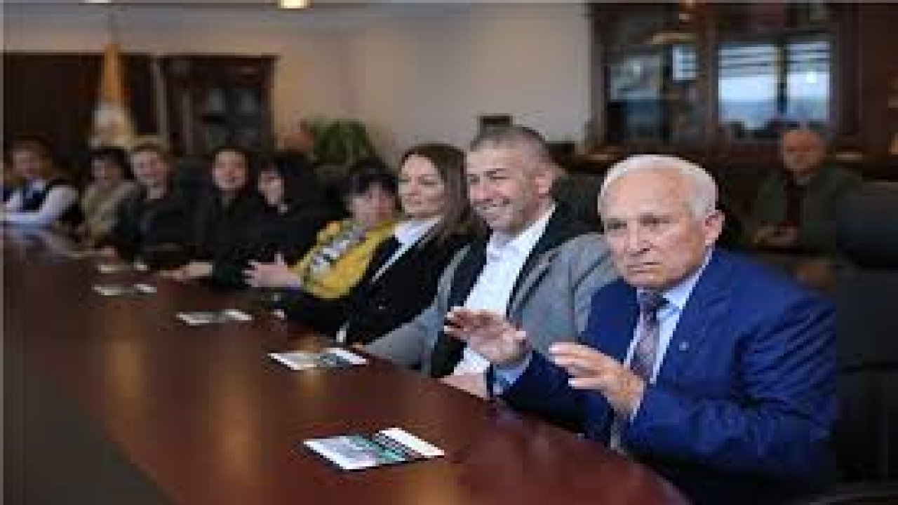Bulgaristan'dan Gelen Prof. Dr. Tabakoğlu'nu Ziyaret Etti