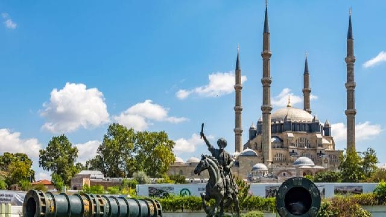 Edirne'de Turistleri Tarihi Yolcuğa Gezi Treni Taşıyacak