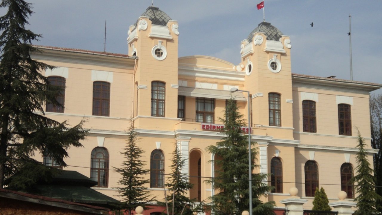 Edirne Lisesi'nin Kuruluş Yıl Dönümü Kutlandı