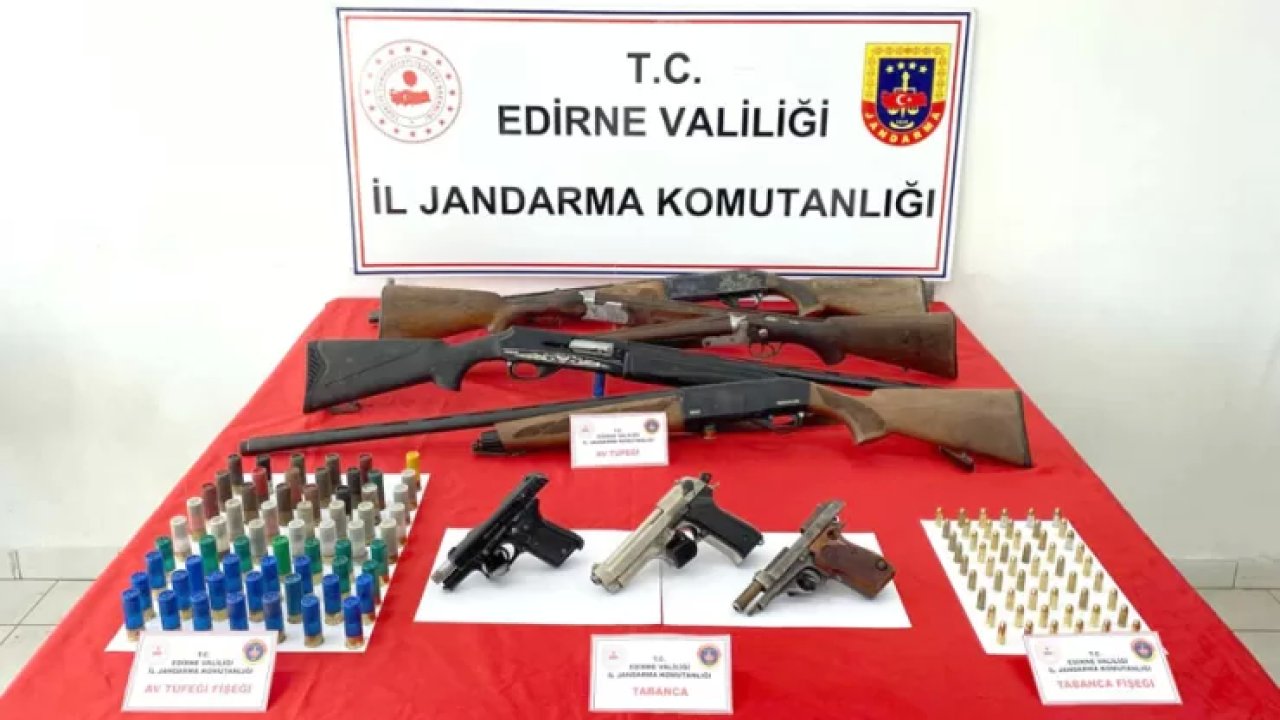 Edirne'de 3 Tabanca ve 5 Tüfek Ele Geçirildi