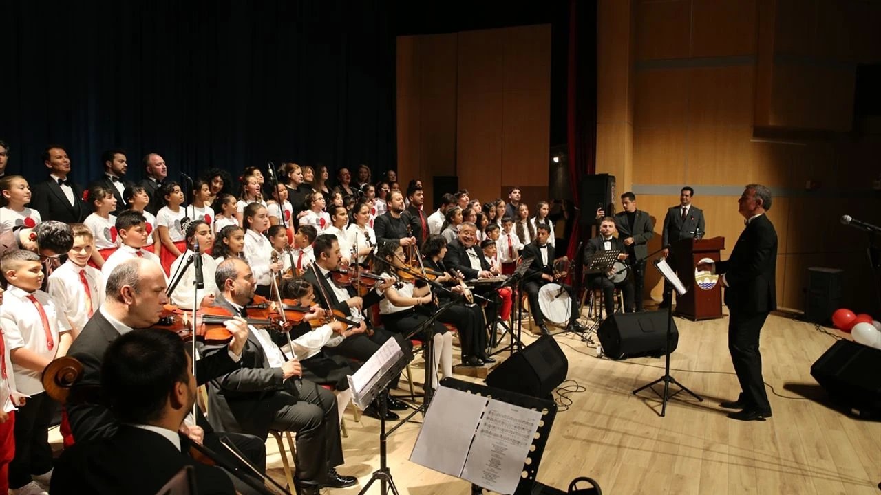 Edirne'de Akademili Müzisyenler Tam Not Aldı
