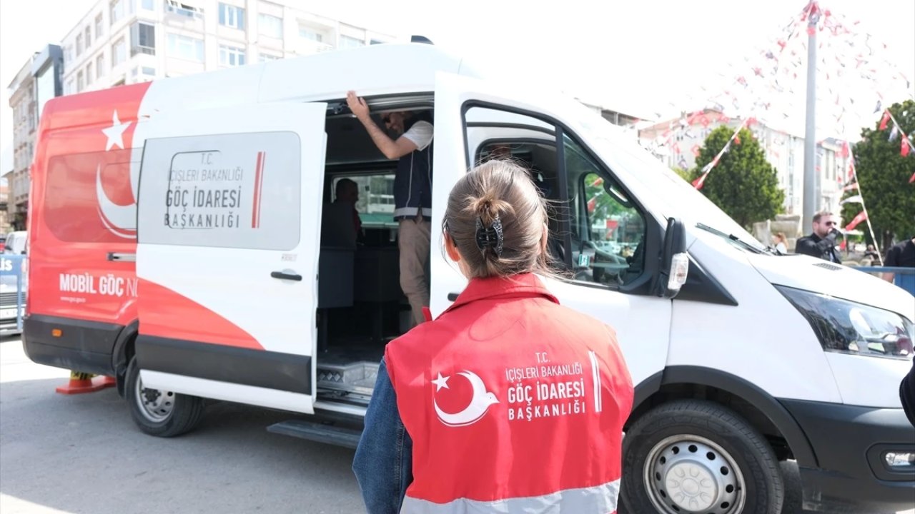 Kırklareli'nde Mobil Göç Noktası Aracı Hizmete Girdi