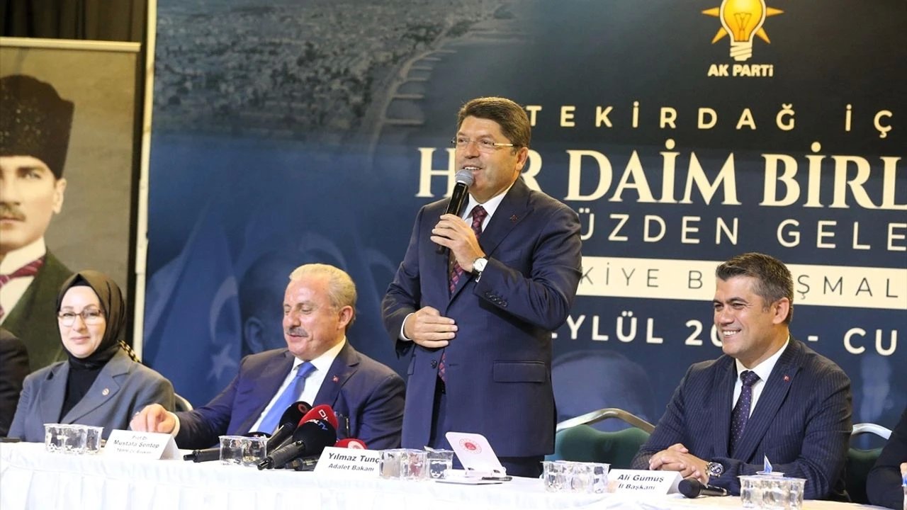 Bakan Tunç AK Parti Türkiye Buluşmaları İçin Tekirdağ'a Geldi