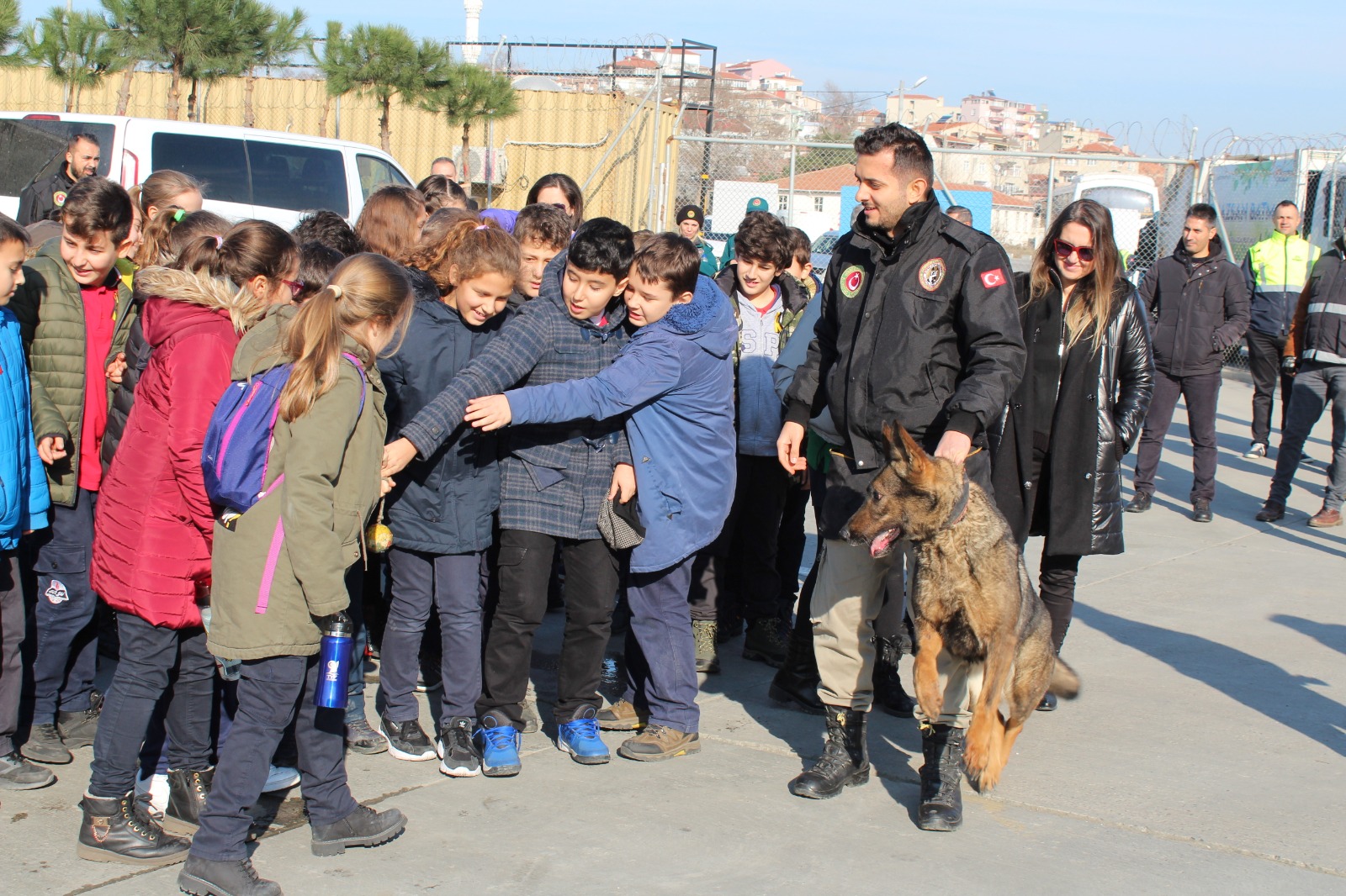 K9 GÖSTERİSİNE HAYRAN KALDILAR