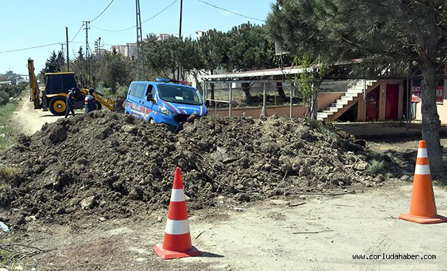 İSTANBUL'A GİDEN ARA YOLLAR KAPATILDI