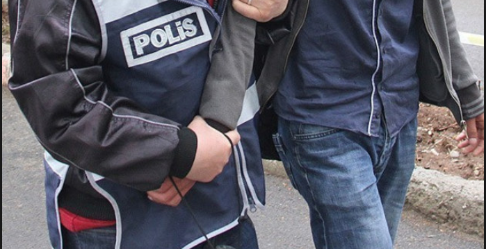 Eyüpsultan'da Okul Müdürünü Katleden Yabancı Öğrenci Tutuklandı