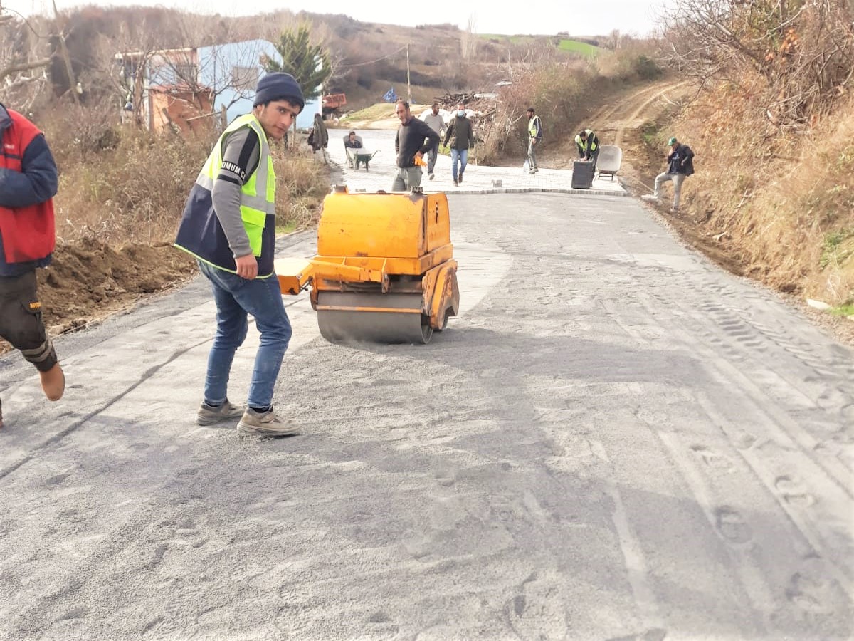 ÇAMUR ÇİLESİNDEN KURTULDULAR