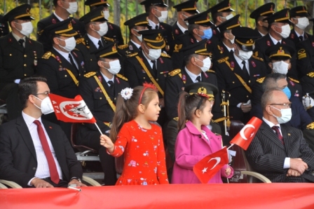 Cumhuriyet coşkusu sahile sığmadı