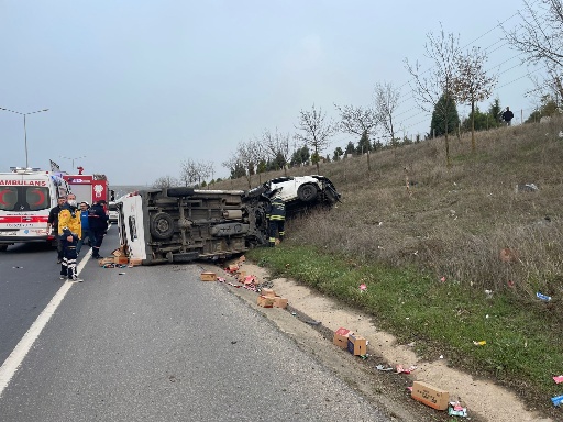 Polisten kaçtılar kaza yaptılar araçta uyuşturucu çıktı