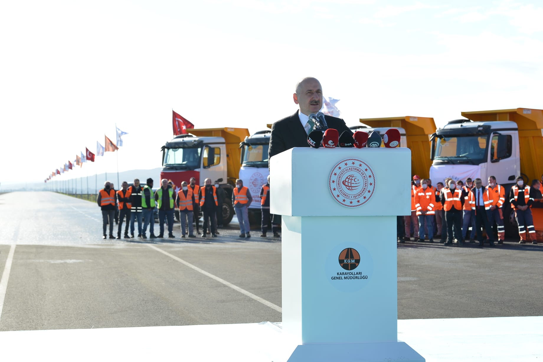 Bakan Hayrabolu yolunun tamamlanan bir kısmını hizmete açtı