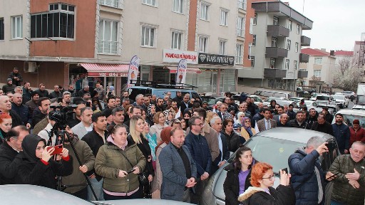 Aday Adaylığını Geniş Bir Katılımla Açıkladı