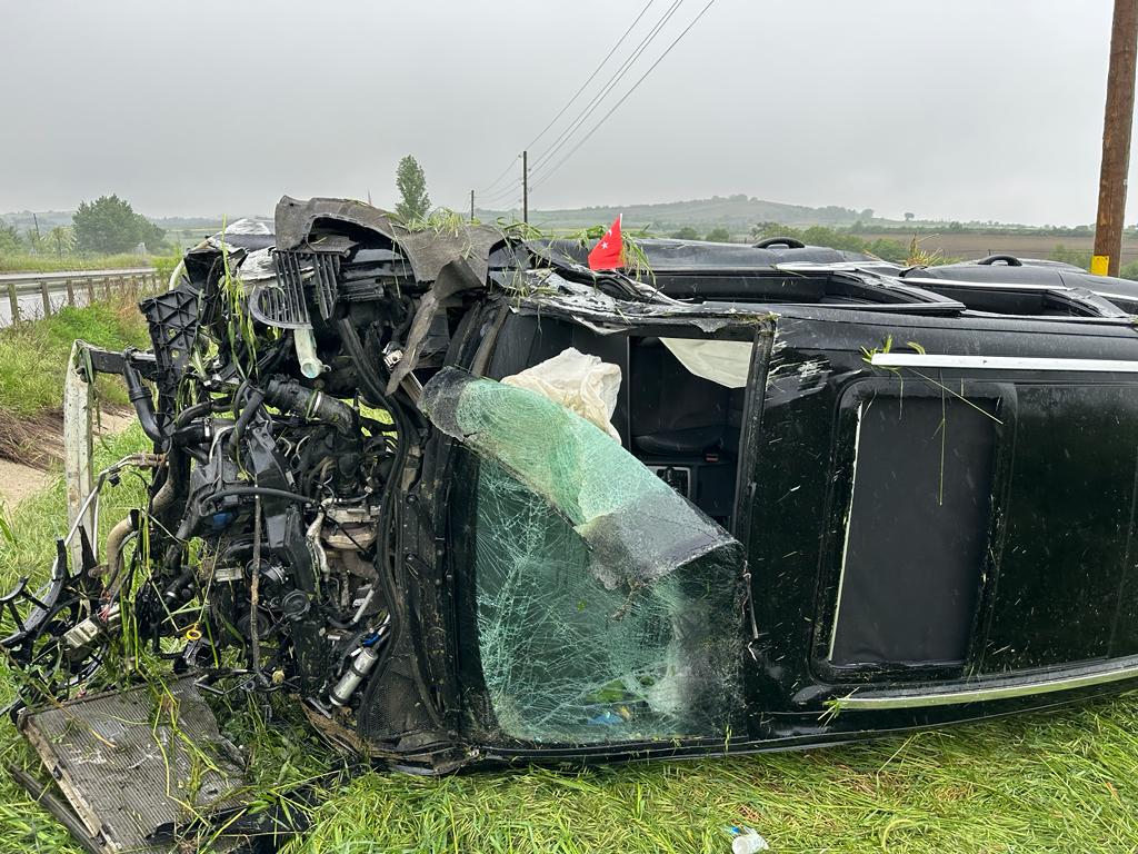 Yoldan Çıkan Otomobil Can Aldı