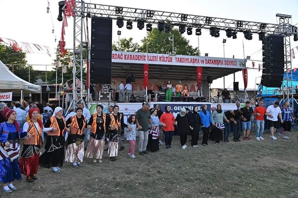 Tekirdağ’da Karadeniz Rüzgarı Esti, 10 Binler Akın Etti