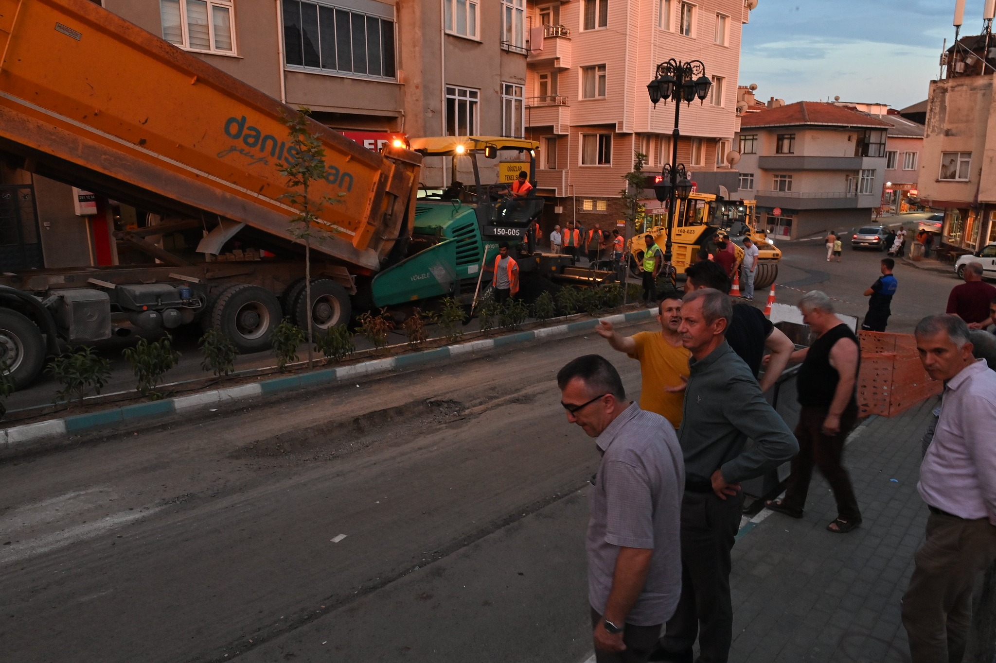 Uzunlar’dan Çınarlı Mahallesi’ne Gece Operasyonu