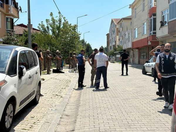 Polislere Ateş Açan Şahsa Özel Harekat Operasyonu 