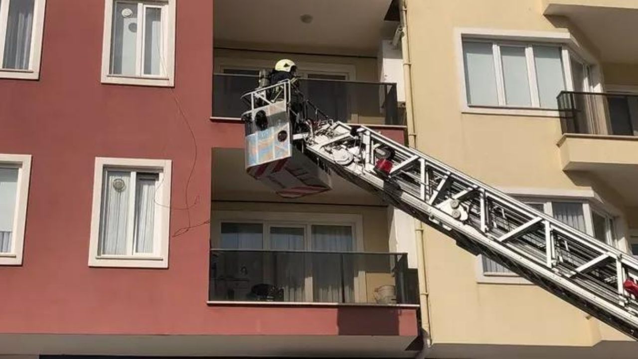 Bursa'daki 10 Katlı Apartmanda Yangın Çıktı