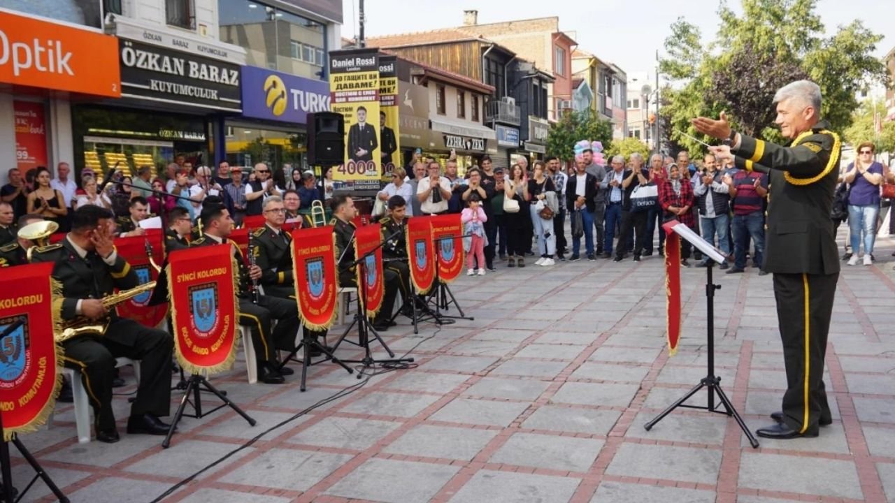 Kırklareli'nde Askeri Bando Konser Verdi