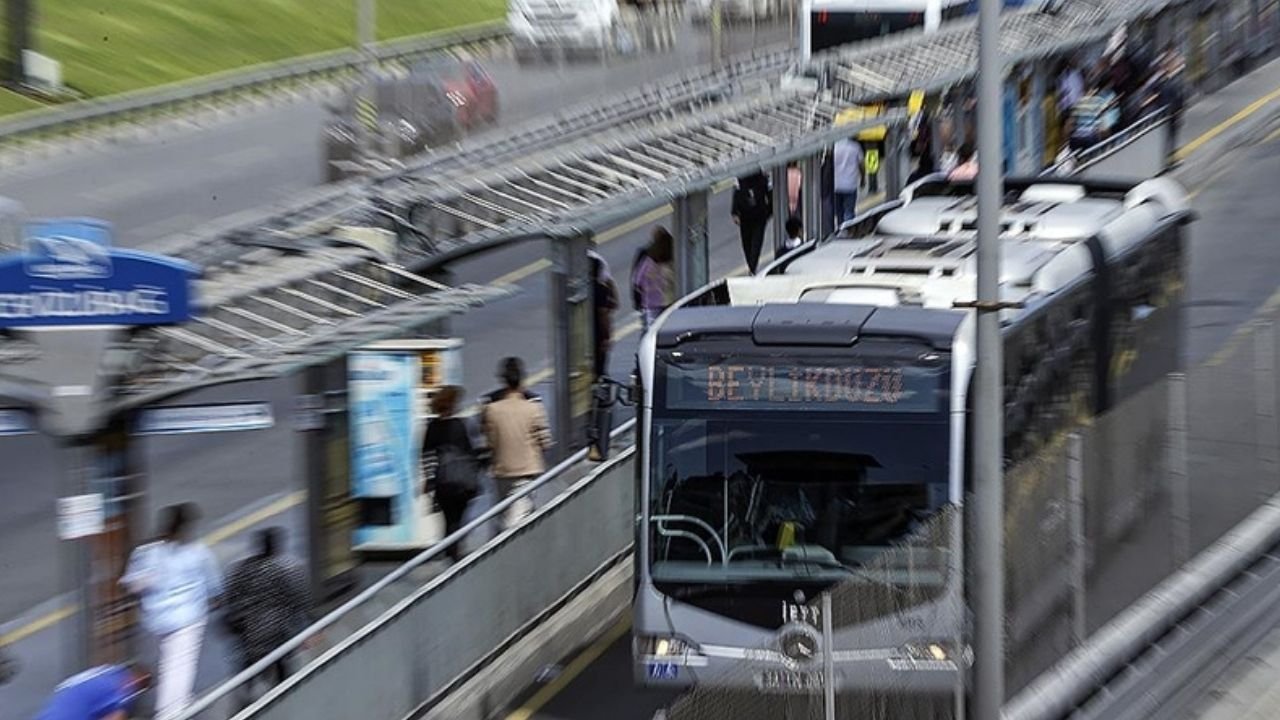 Toplu Ulaşımda Kredi Kartıyla Ödemede İndirim Zamanı