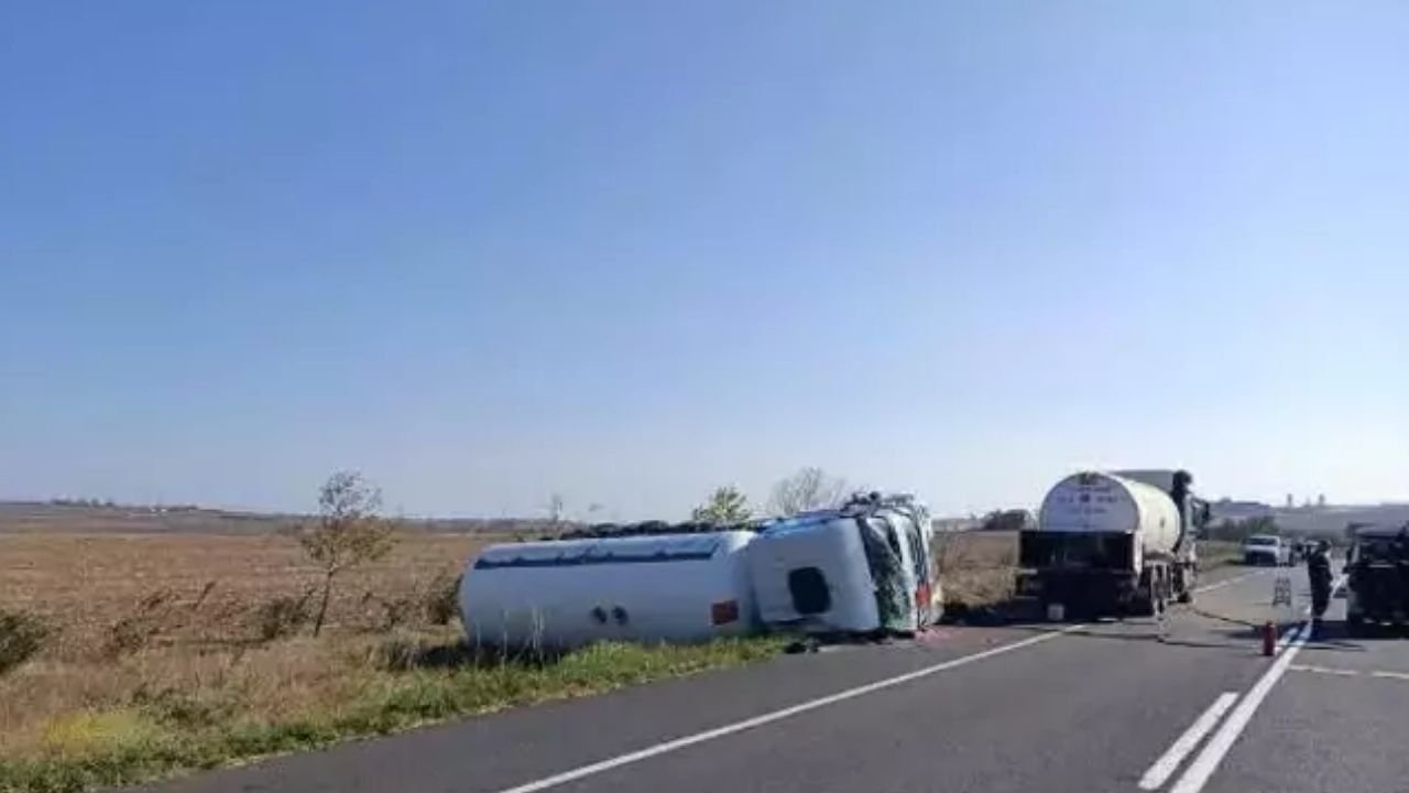 Marmaraereğlisi'nde Devrilen Tankerin Sürücüsü Hayatını Kaybetti