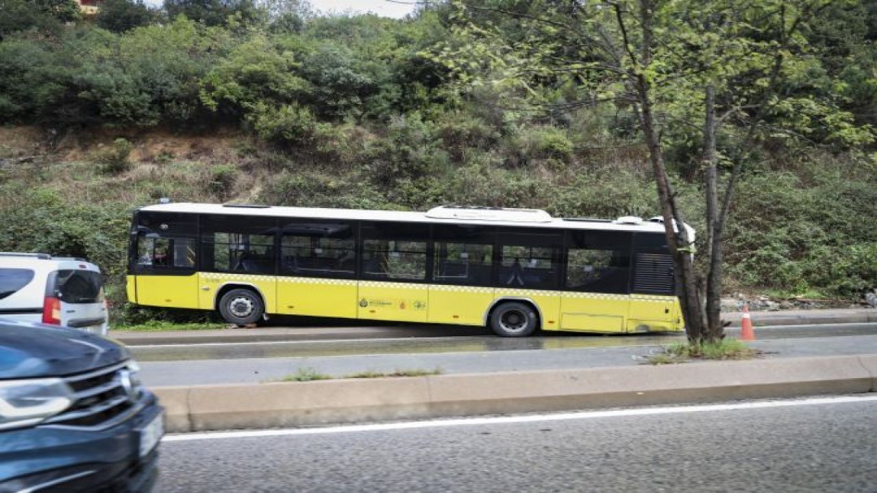 Ümraniye'de Özel Halk Otobüsü Virajı Alamadı