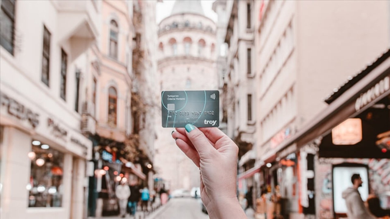 Belediyeler Maaş Ödemelerini TROY Kartla Yapacak