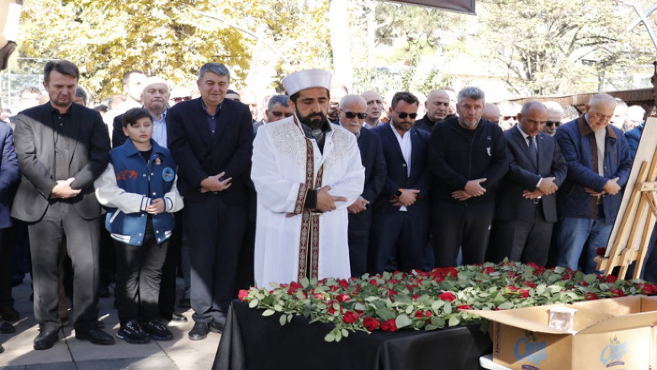 Katledilen İş İnsanı İçin Gıyabi Cenaze Namazı Kılındı