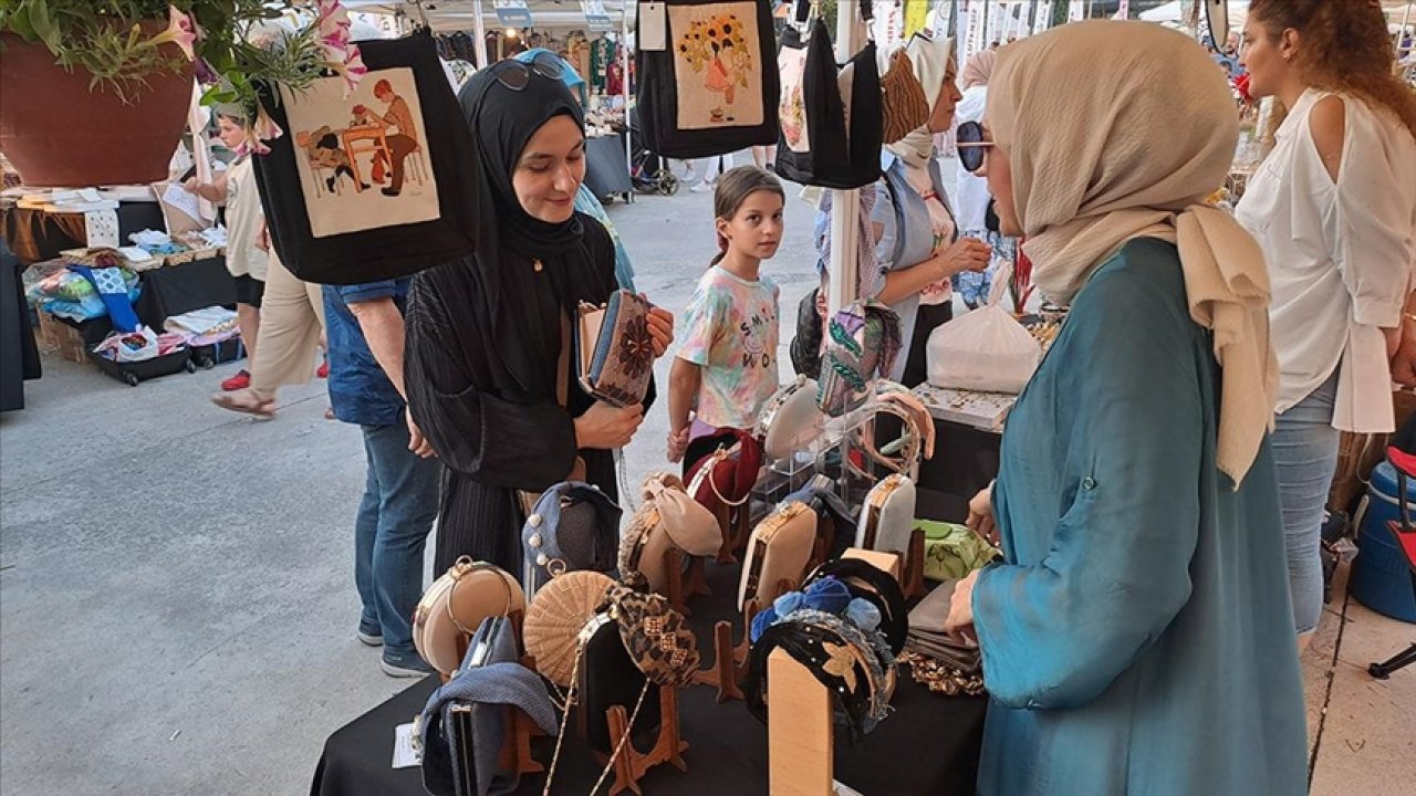 Girişimci Kadınların El Emeği Ürünleri Festivalde Yer Aldı