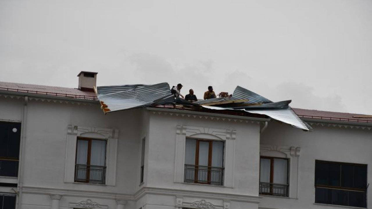 Kuvvetli Rüzgar Sebebiyle Binaların Çatısı Zarar Gördü