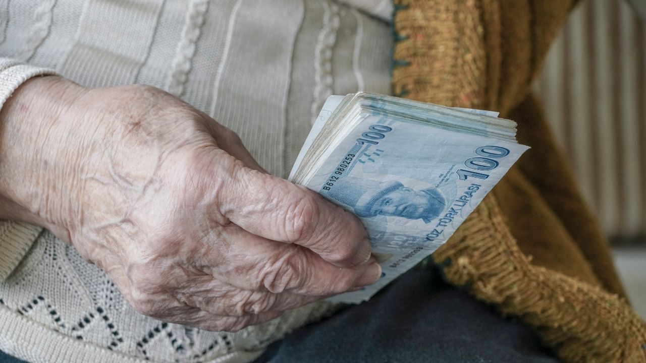 En Düşük Emekli Maaşı Zamlanacak! İşte Beklenen Yeni Maaş Aralığı