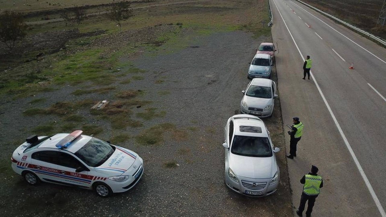 Tekirdağ'da 3 Araç Sürücüsüne Büyük Ceza Kesildi