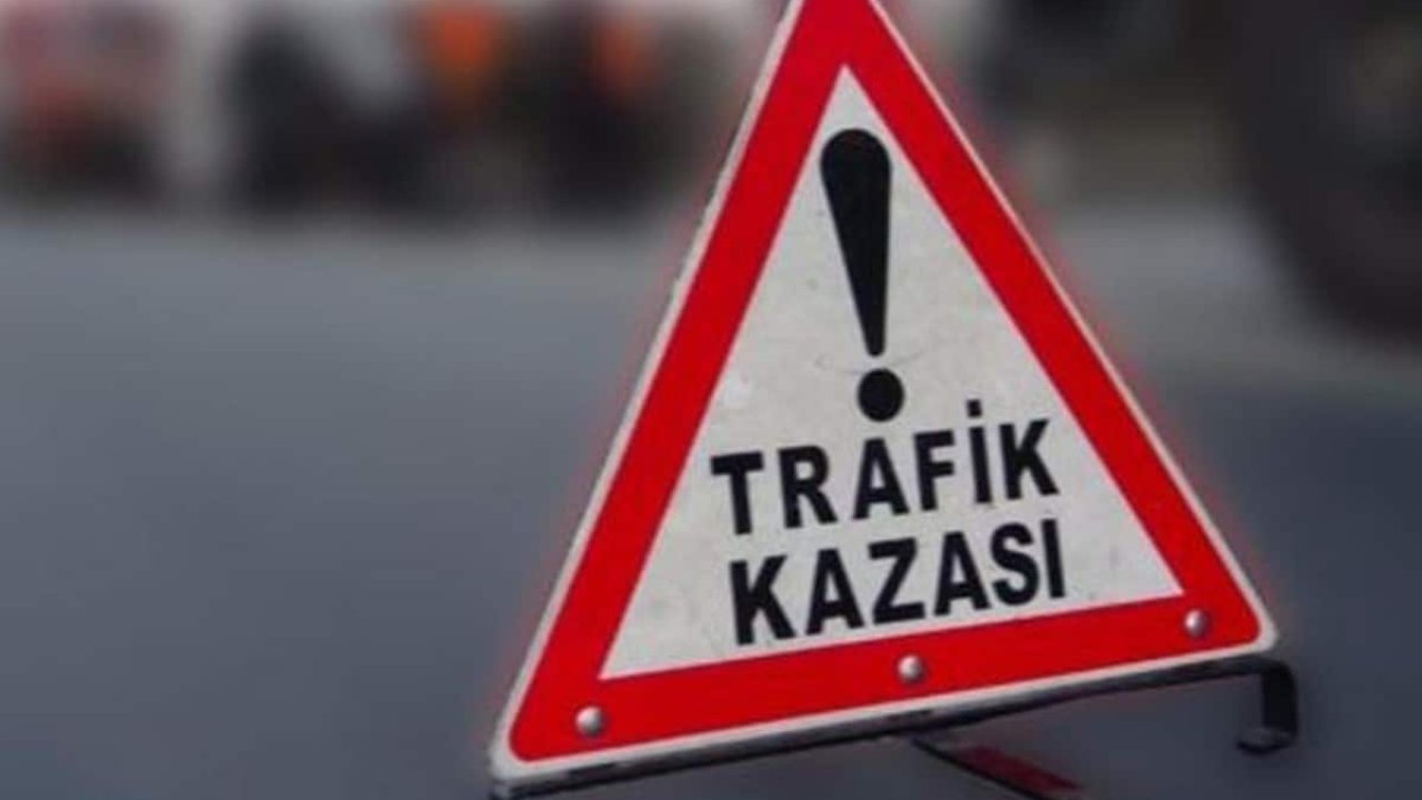 Kırklareli'nde Otomobille Motosiklet Çarpışında 2 Kişi Yaralandı