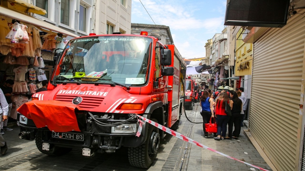 Saç Tokası Satan Dükkanda Yangın Çıktı