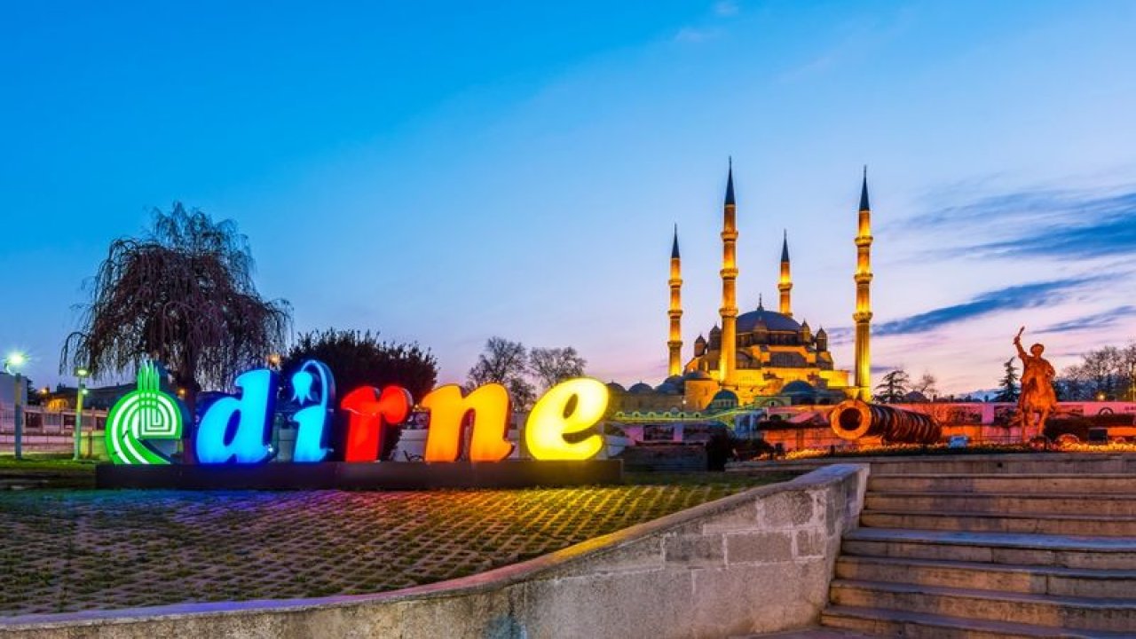 Türkiye'ye Hayran Kalan ABD'li Öğretmen Edirne'ye Taşındı