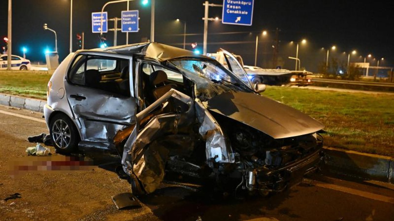 Edirne'de Otomobille Panelvan Çarpıştı