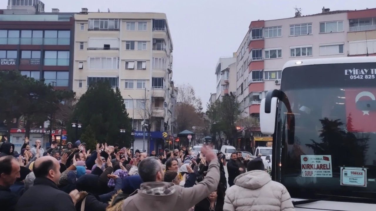 Kırklareli'ndeki Umre Kafilesi Dualarla Uğurlandı